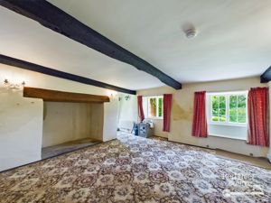 Sitting Room- click for photo gallery